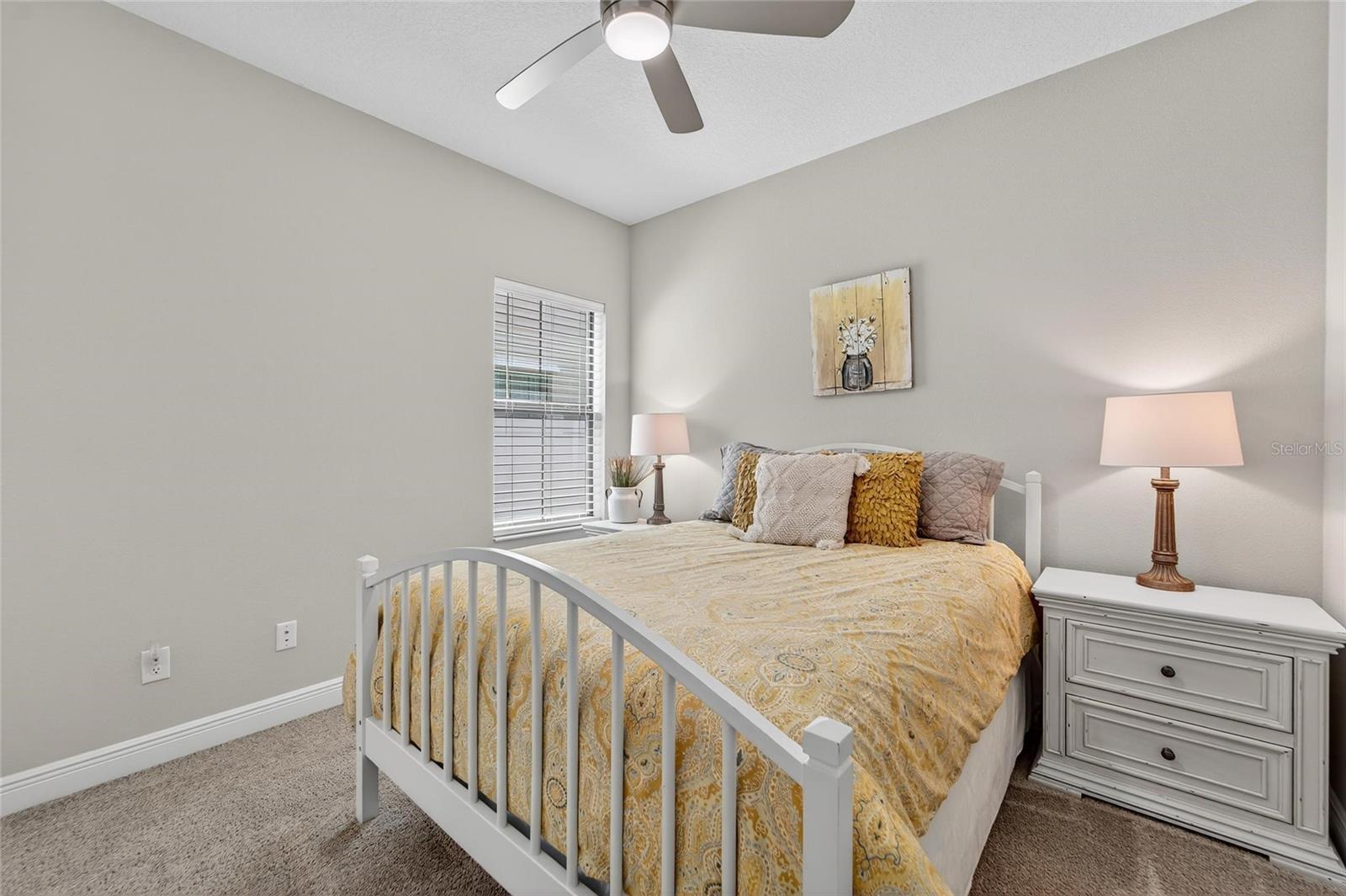 Listing photo id 36 for 12928 Twin Bridges Drive