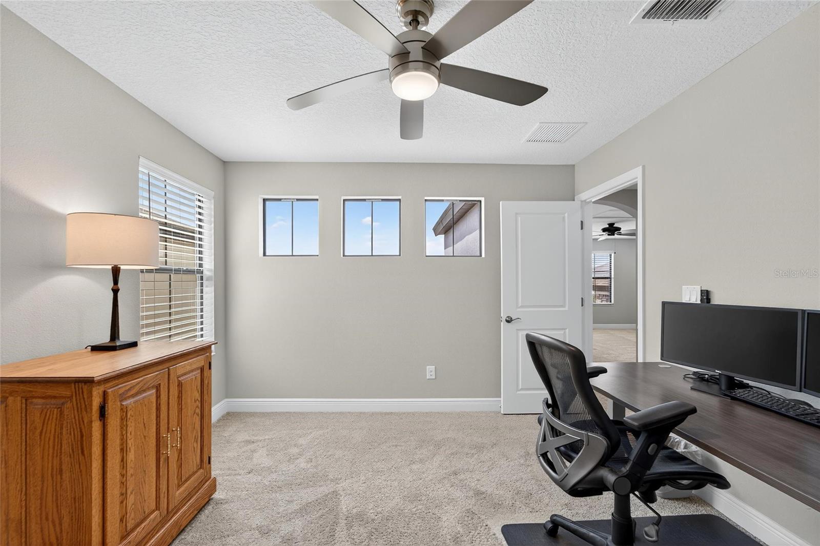 Listing photo id 45 for 12928 Twin Bridges Drive