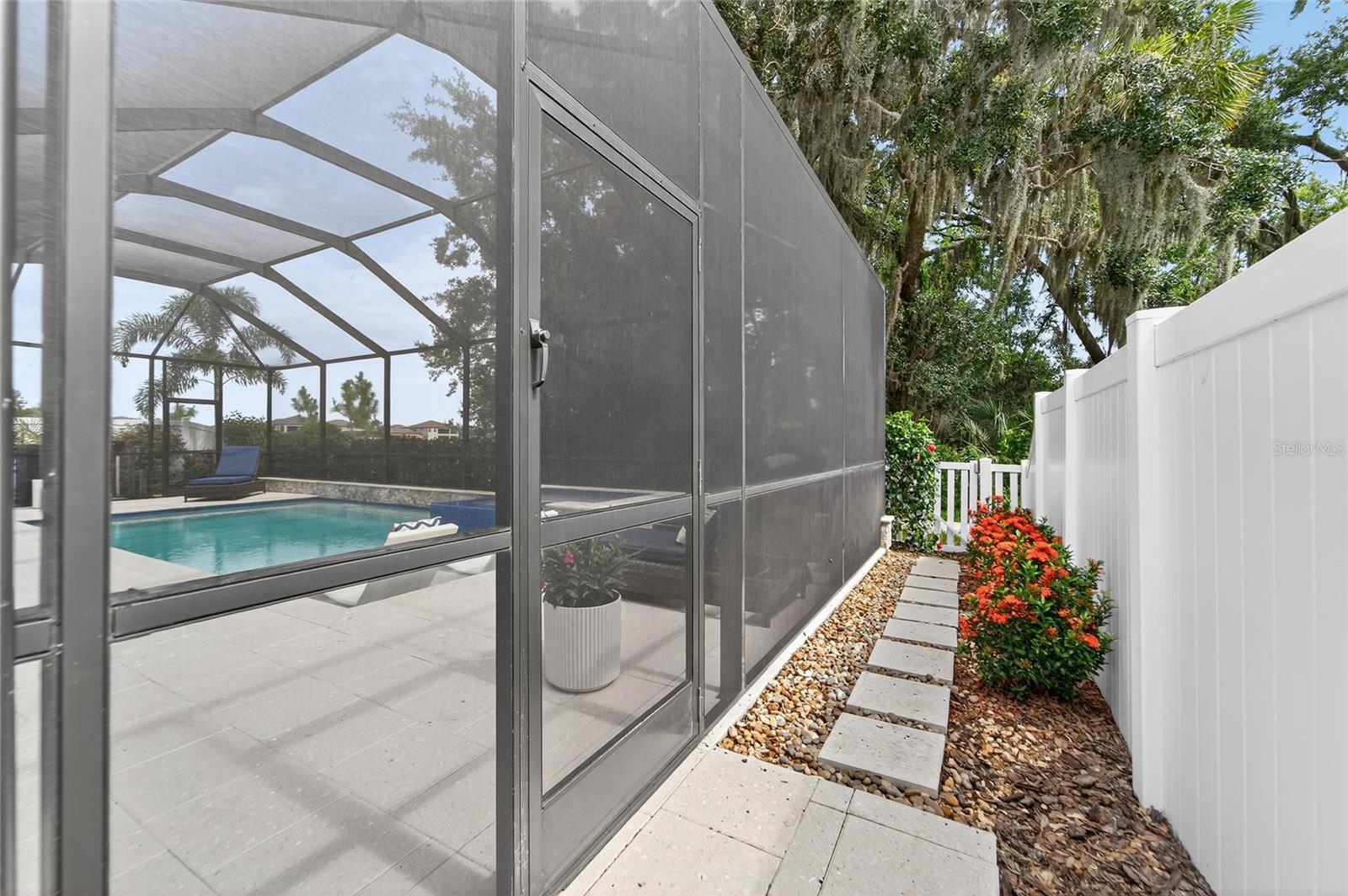 Listing photo id 63 for 12928 Twin Bridges Drive