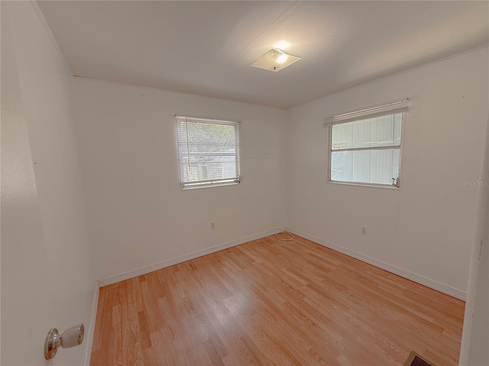 Listing photo id 8 for 9113-1 Sunshine Boulevard