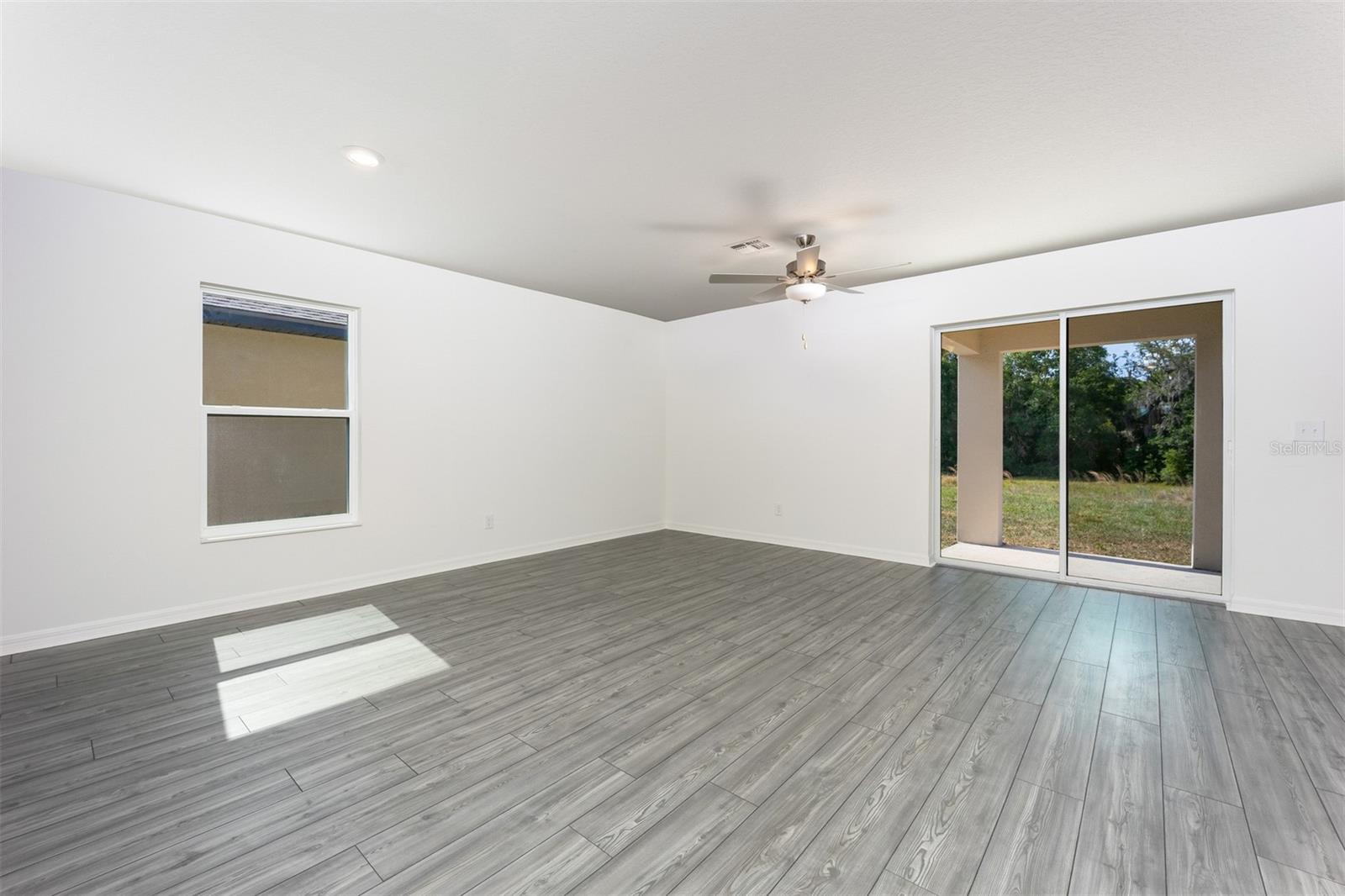 Image 4 of 14 For 3219 Seville Street