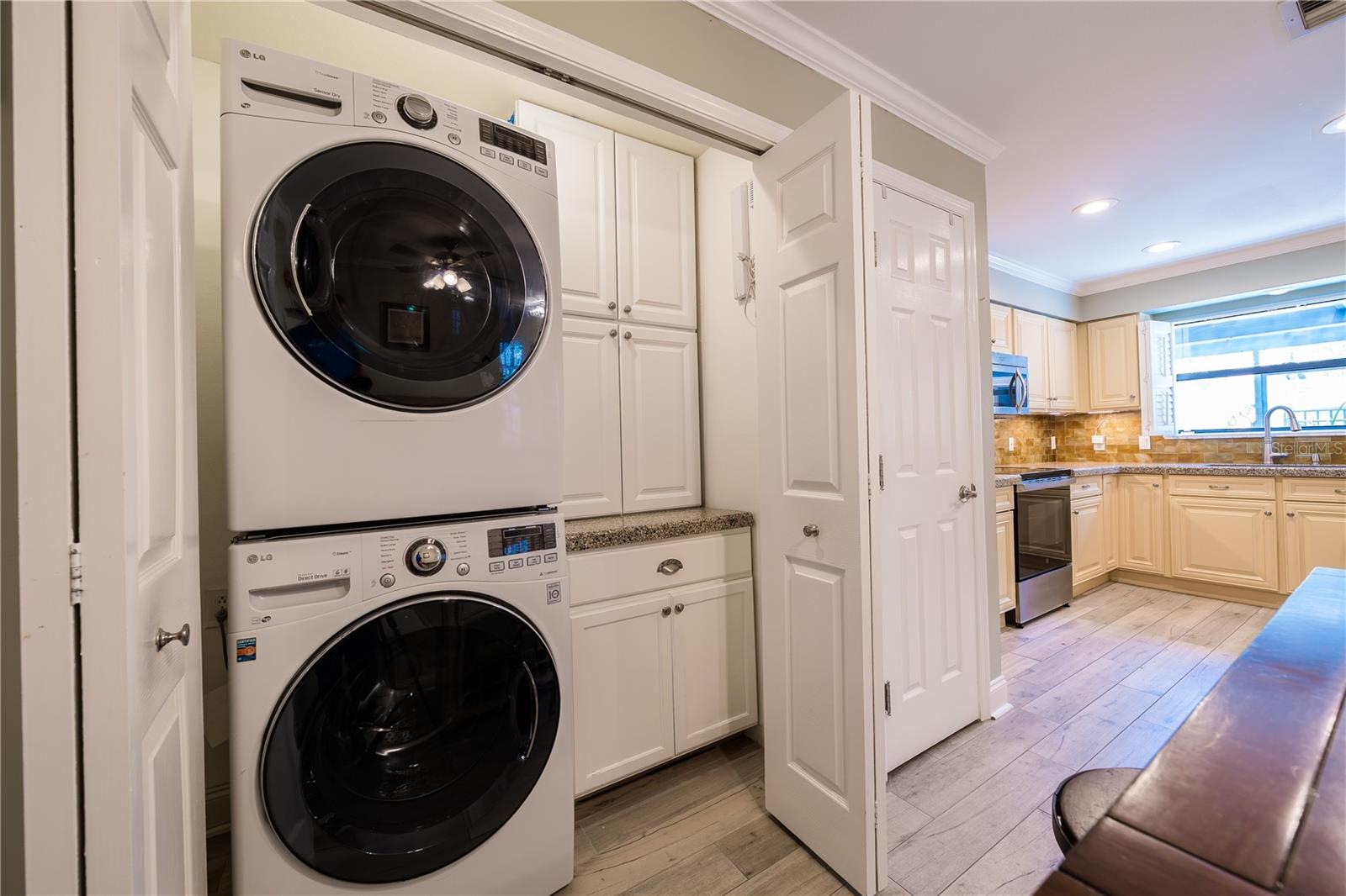 Image 19 of 44 For 17544 Fairmeadow Drive