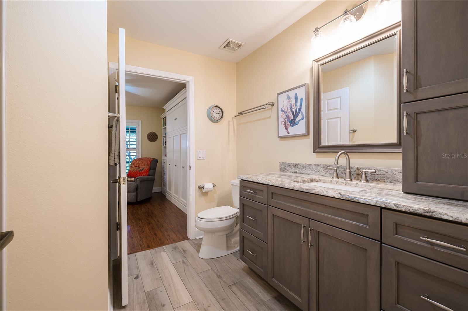Image 24 of 44 For 17544 Fairmeadow Drive