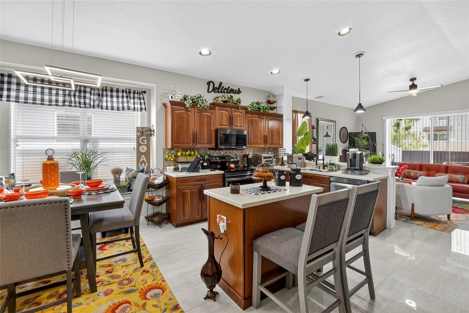 Image 18 of 78 For 8620 Sandy Plains Drive