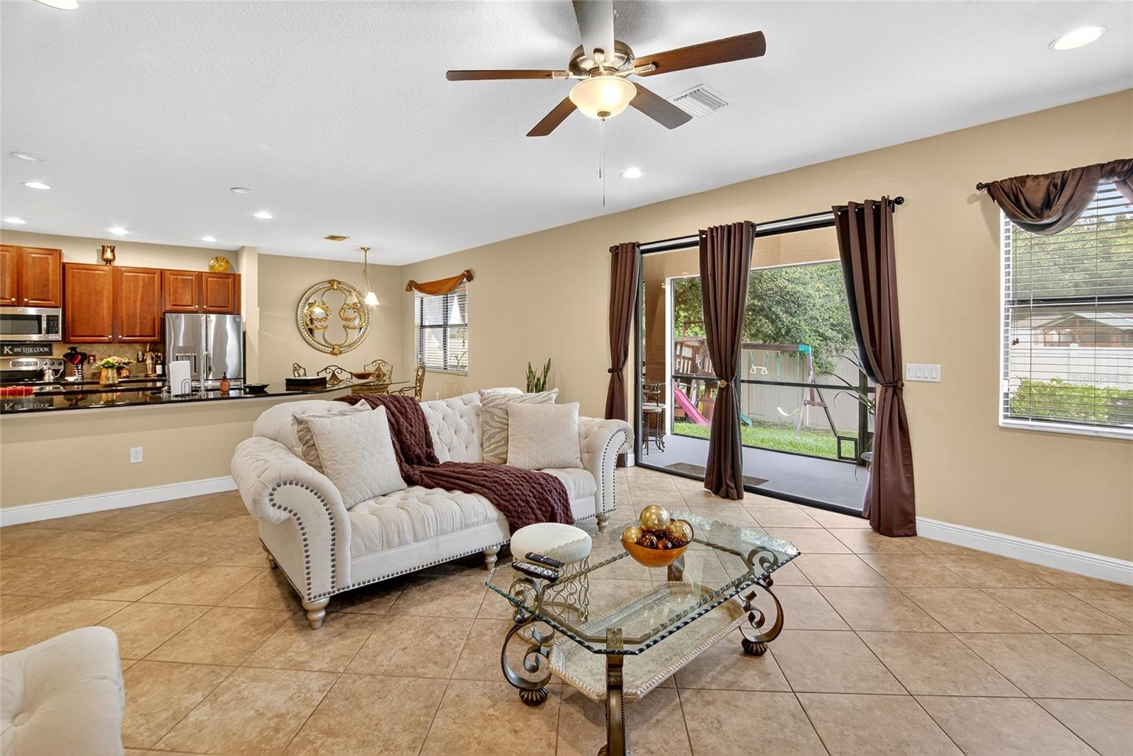Listing photo id 14 for 15246 Anguilla Isle Avenue