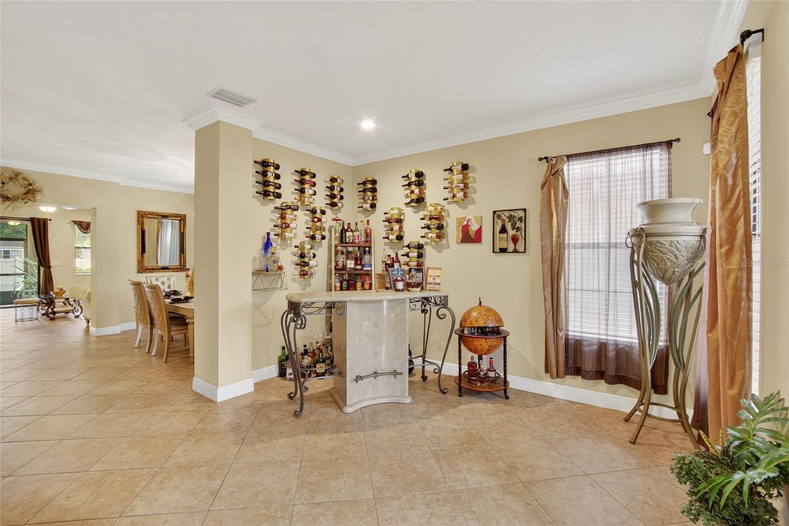 Listing photo id 2 for 15246 Anguilla Isle Avenue