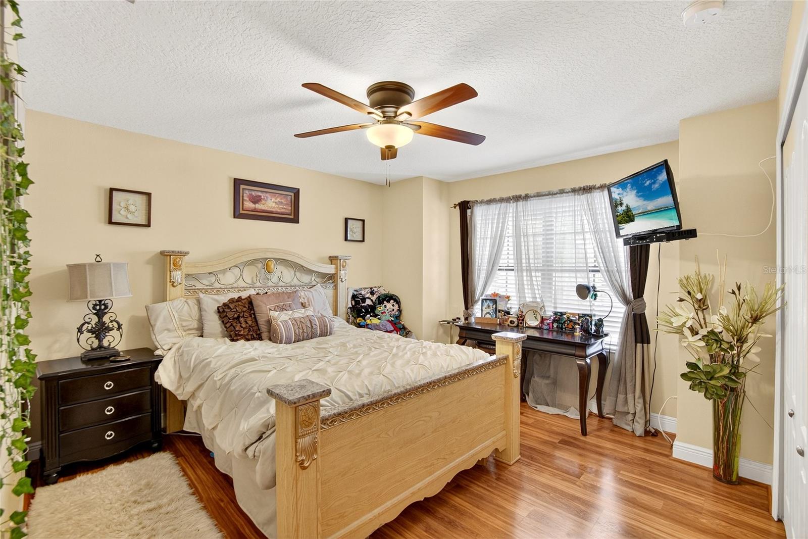 Listing photo id 44 for 15246 Anguilla Isle Avenue