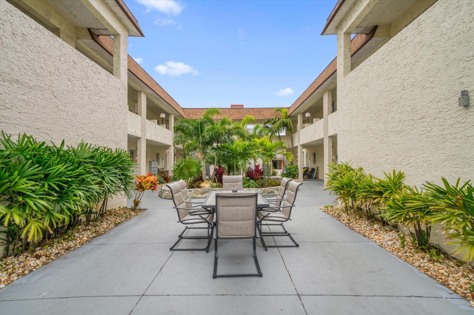 Details for 2704 2nd Street 14, INDIAN ROCKS BEACH, FL 33785