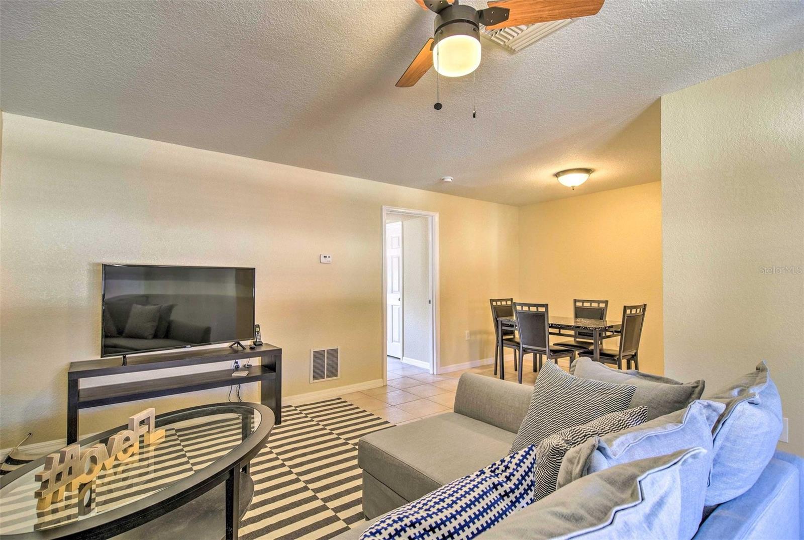 Image 4 of 21 For 2704 2nd Street 14