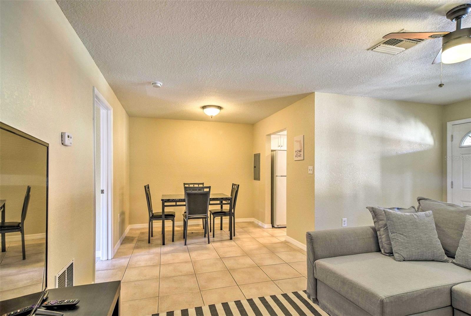 Image 7 of 21 For 2704 2nd Street 14