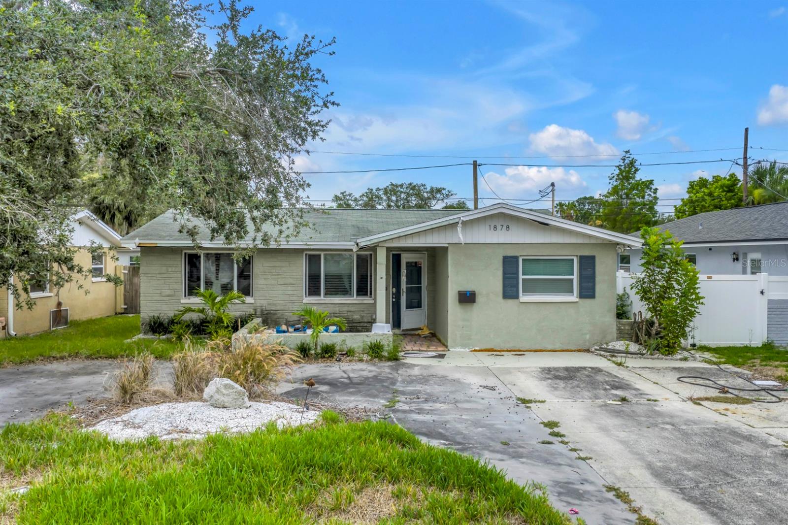 Details for 1878 New Hampshire Avenue Ne, ST PETERSBURG, FL 33703