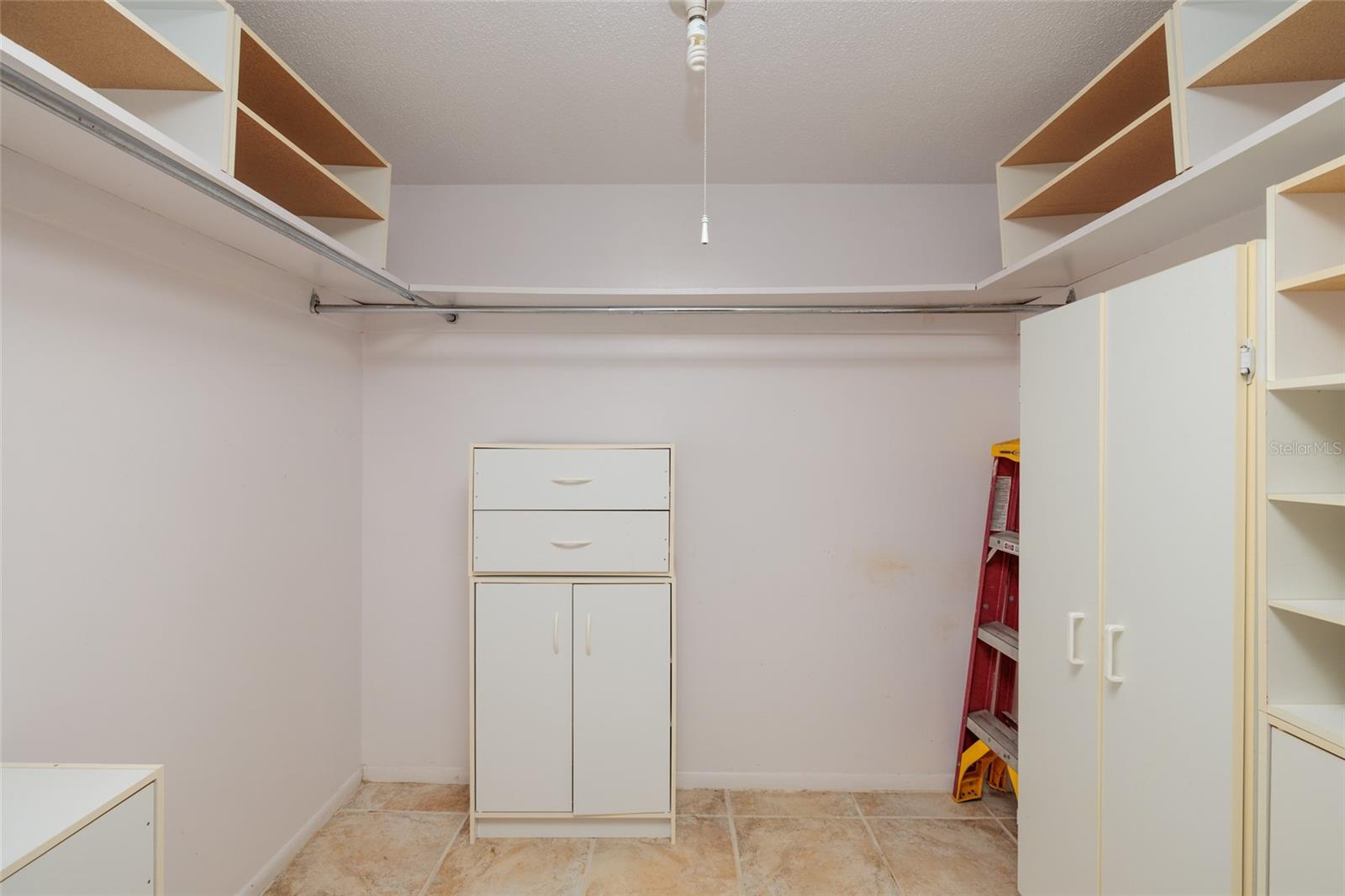 Image 13 of 42 For 5564 46th Avenue N