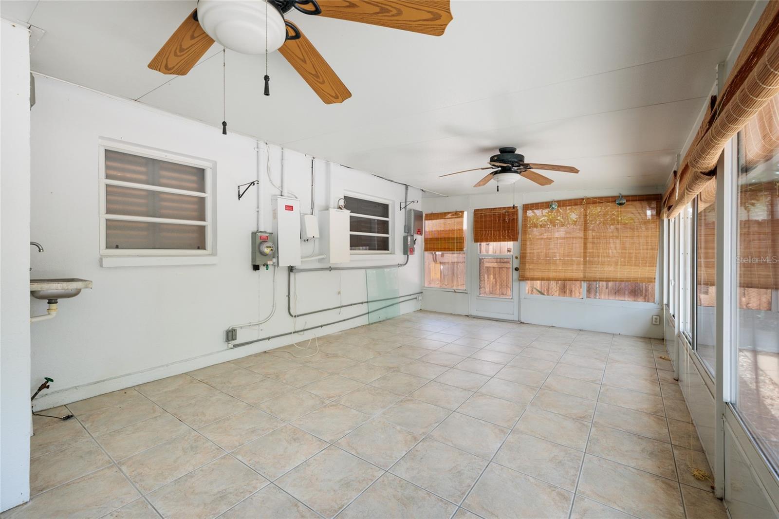 Image 19 of 42 For 5564 46th Avenue N