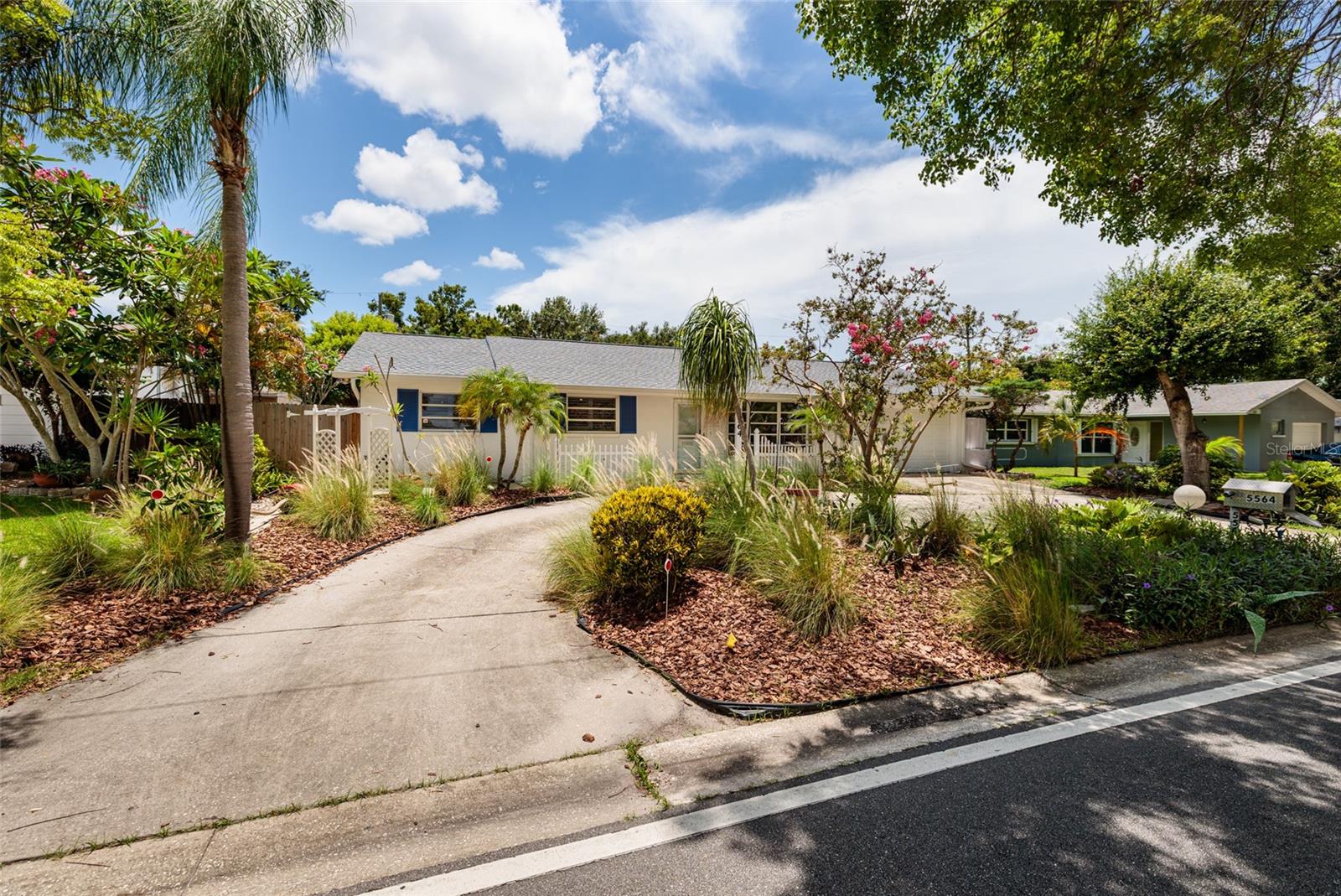 Image 30 of 42 For 5564 46th Avenue N