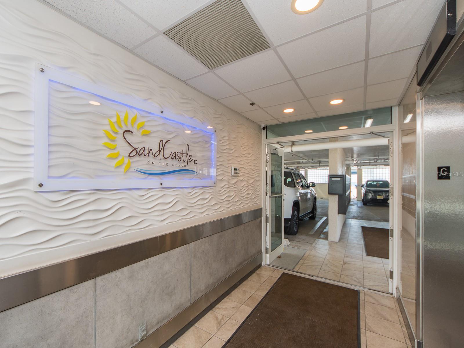 Image 4 of 53 For 20002 Gulf Boulevard 2803
