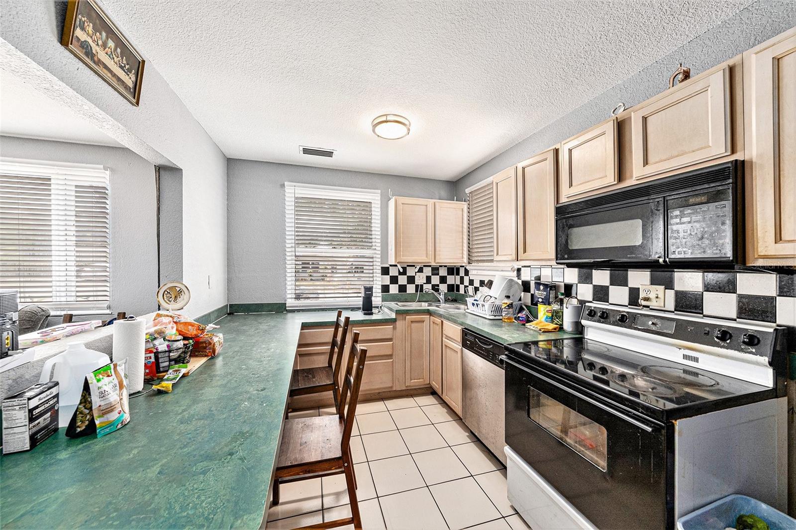 Image 7 of 21 For 1432 San Juan Court