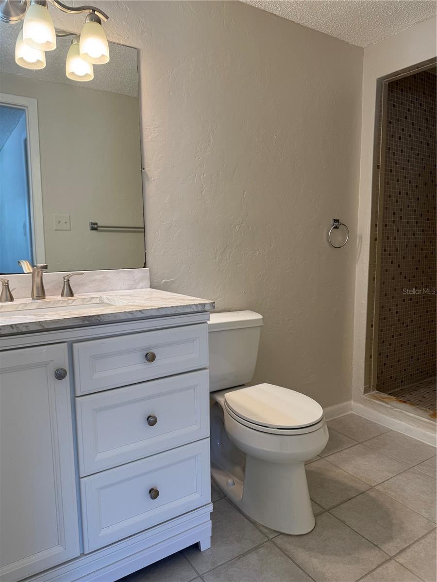Image 10 of 13 For 2907 Tyson Avenue