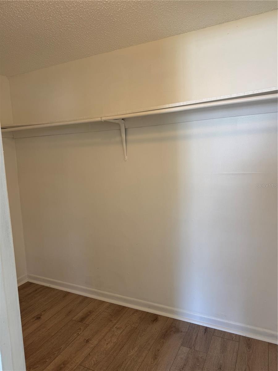 Image 11 of 13 For 2907 Tyson Avenue