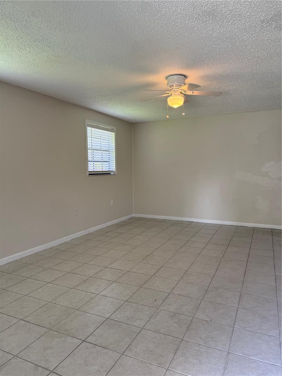 Image 3 of 13 For 2907 Tyson Avenue