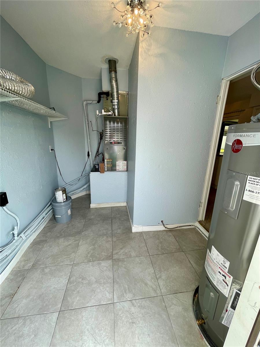 Image 11 of 30 For 7026 20th Street N