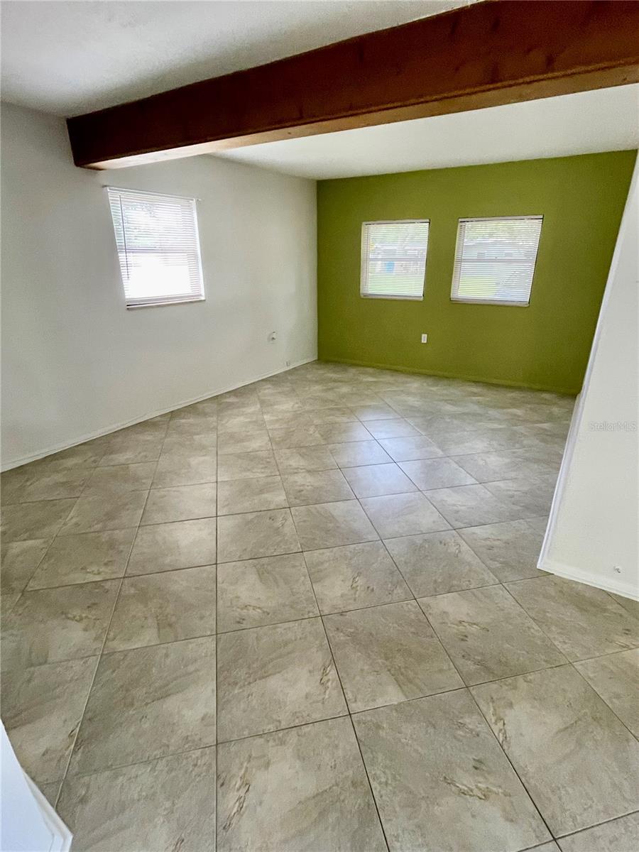 Image 5 of 30 For 7026 20th Street N