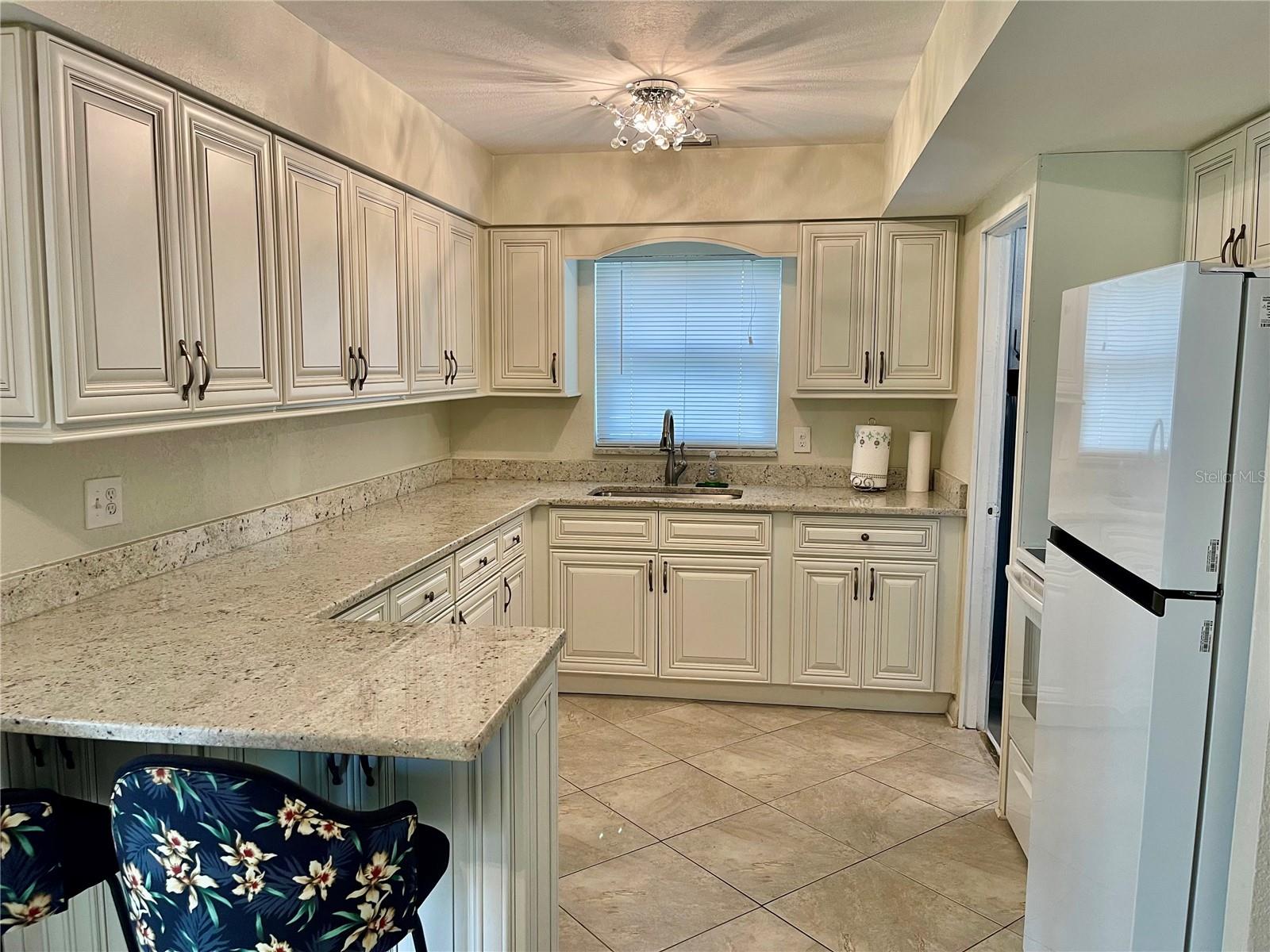 Image 7 of 30 For 7026 20th Street N