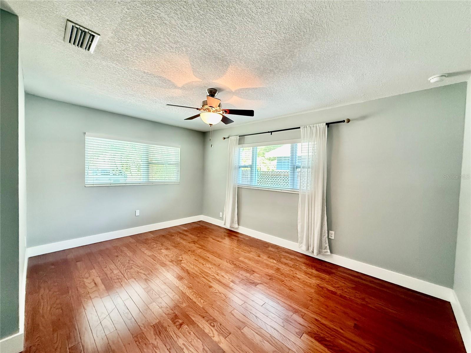 Image 16 of 45 For 3419 Empedrado Street