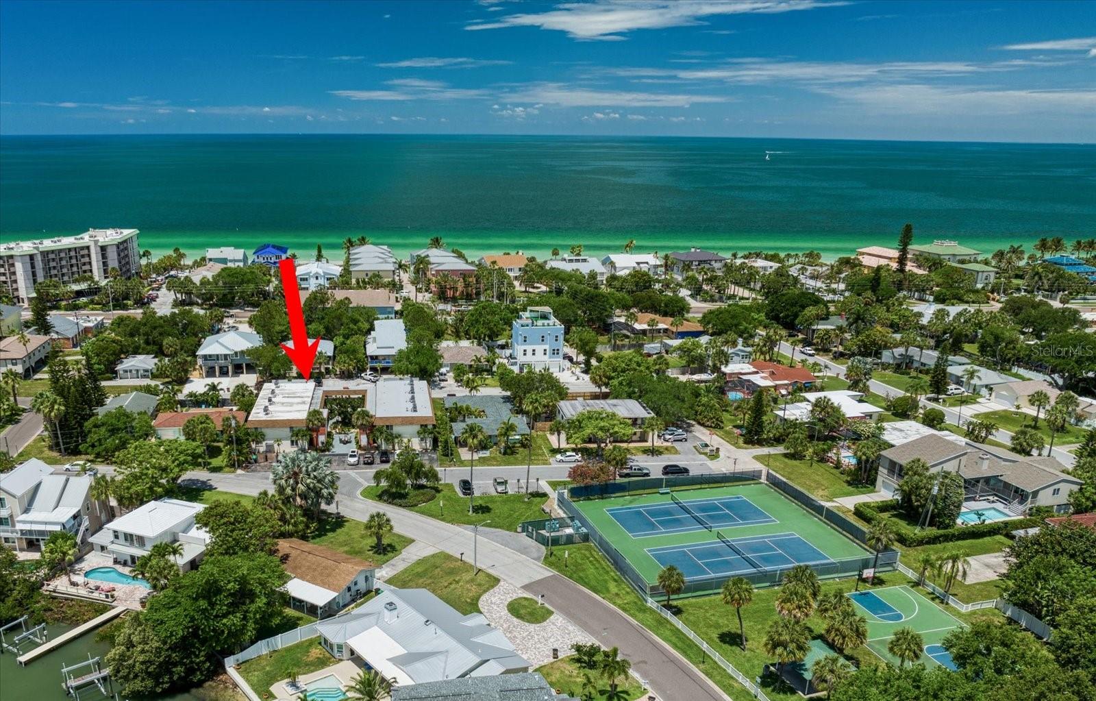 Image 18 of 23 For 2704 2nd Street 16