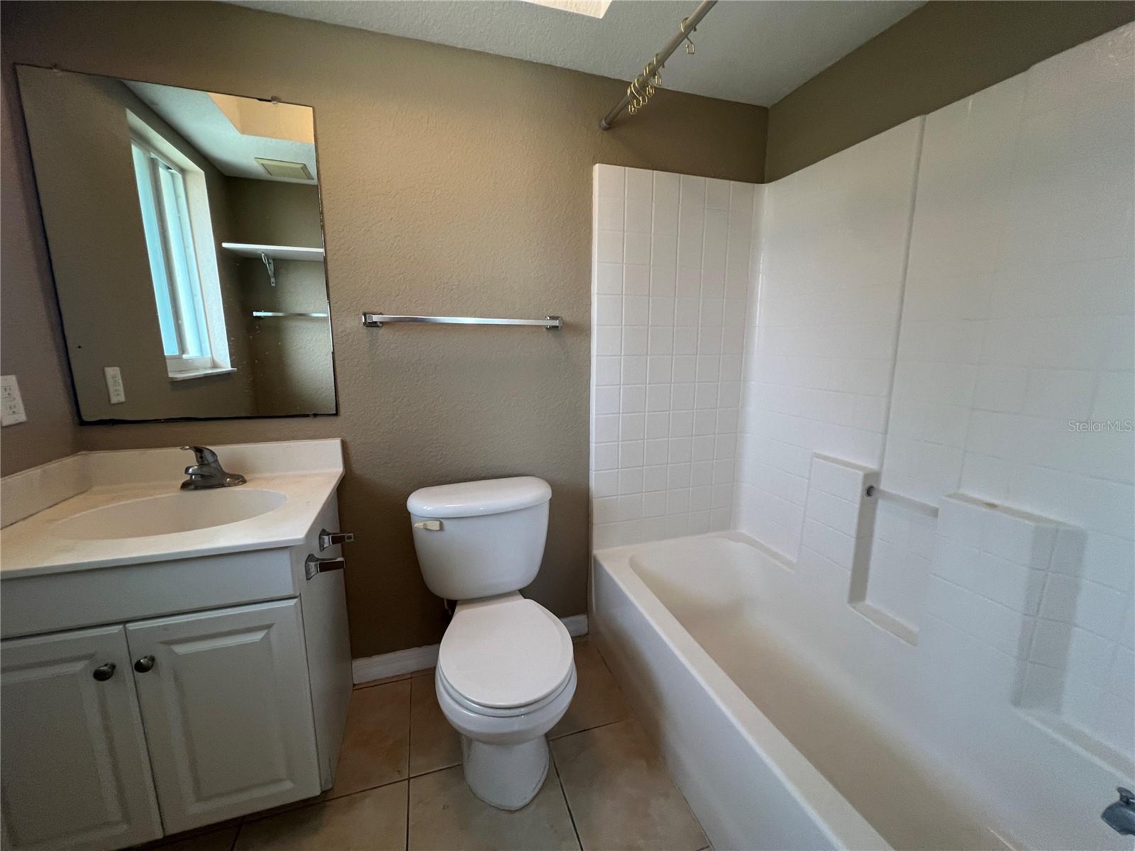 Image 9 of 23 For 2704 2nd Street 16