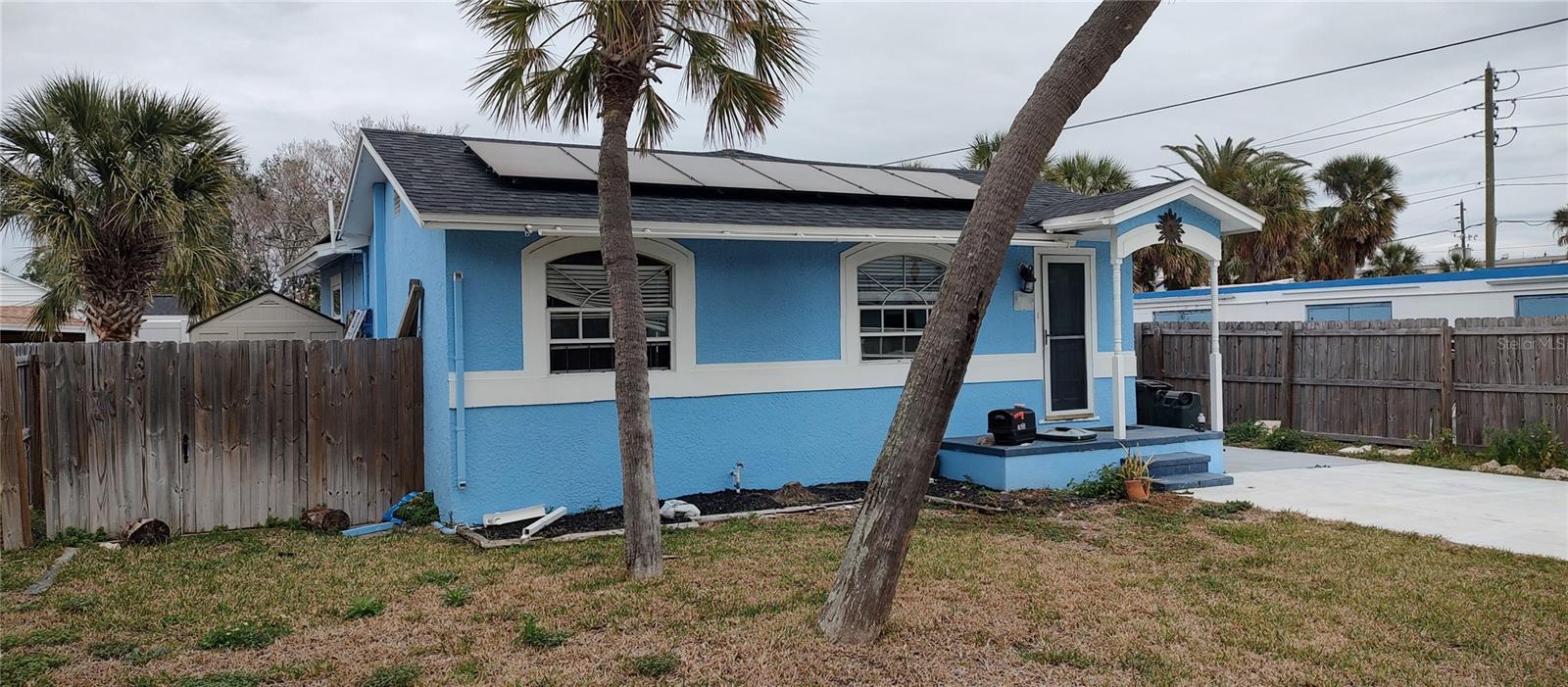 Image 16 of 20 For 7623 Gulf Boulevard
