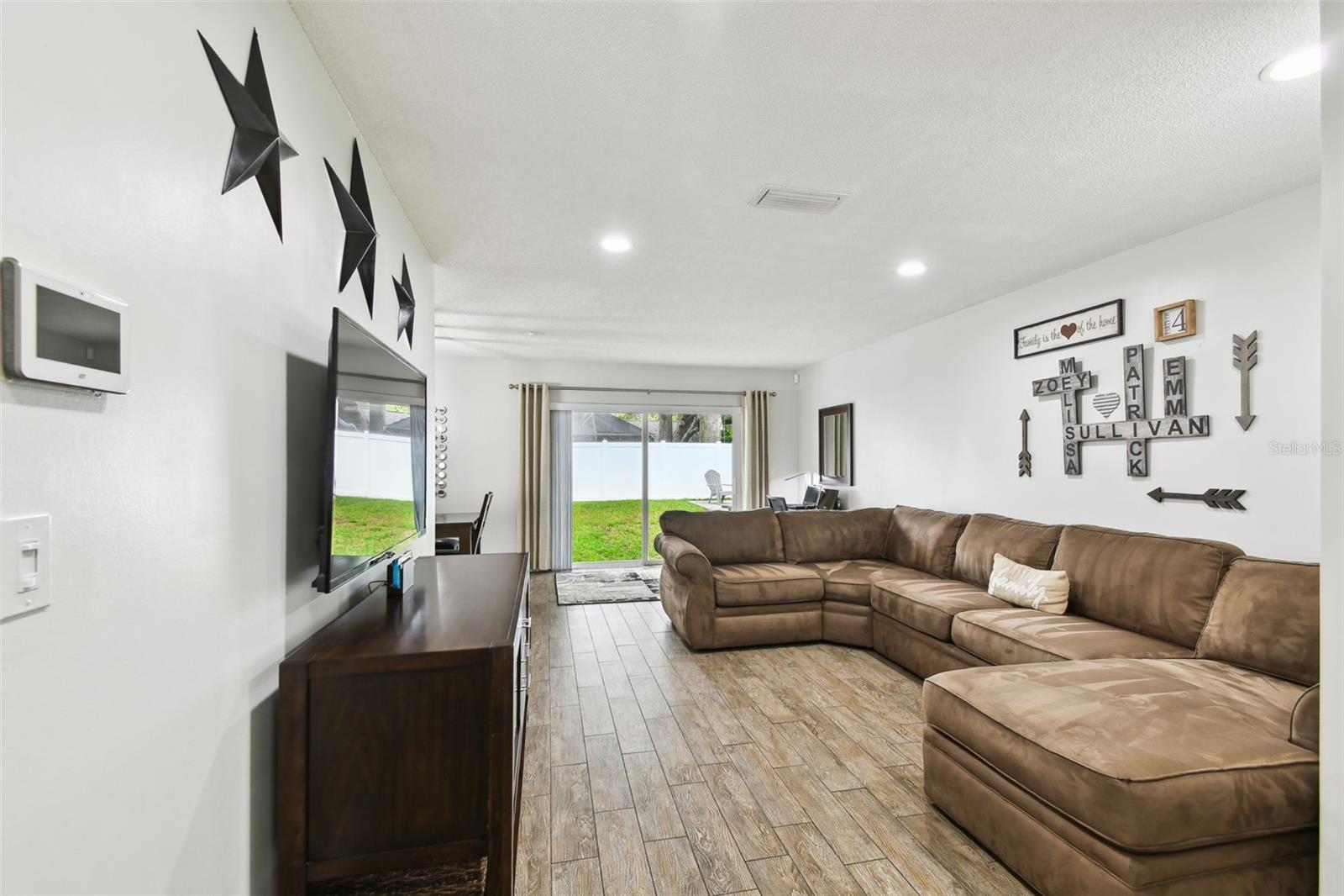 Image 5 of 40 For 4010 Mountain Springs Lane