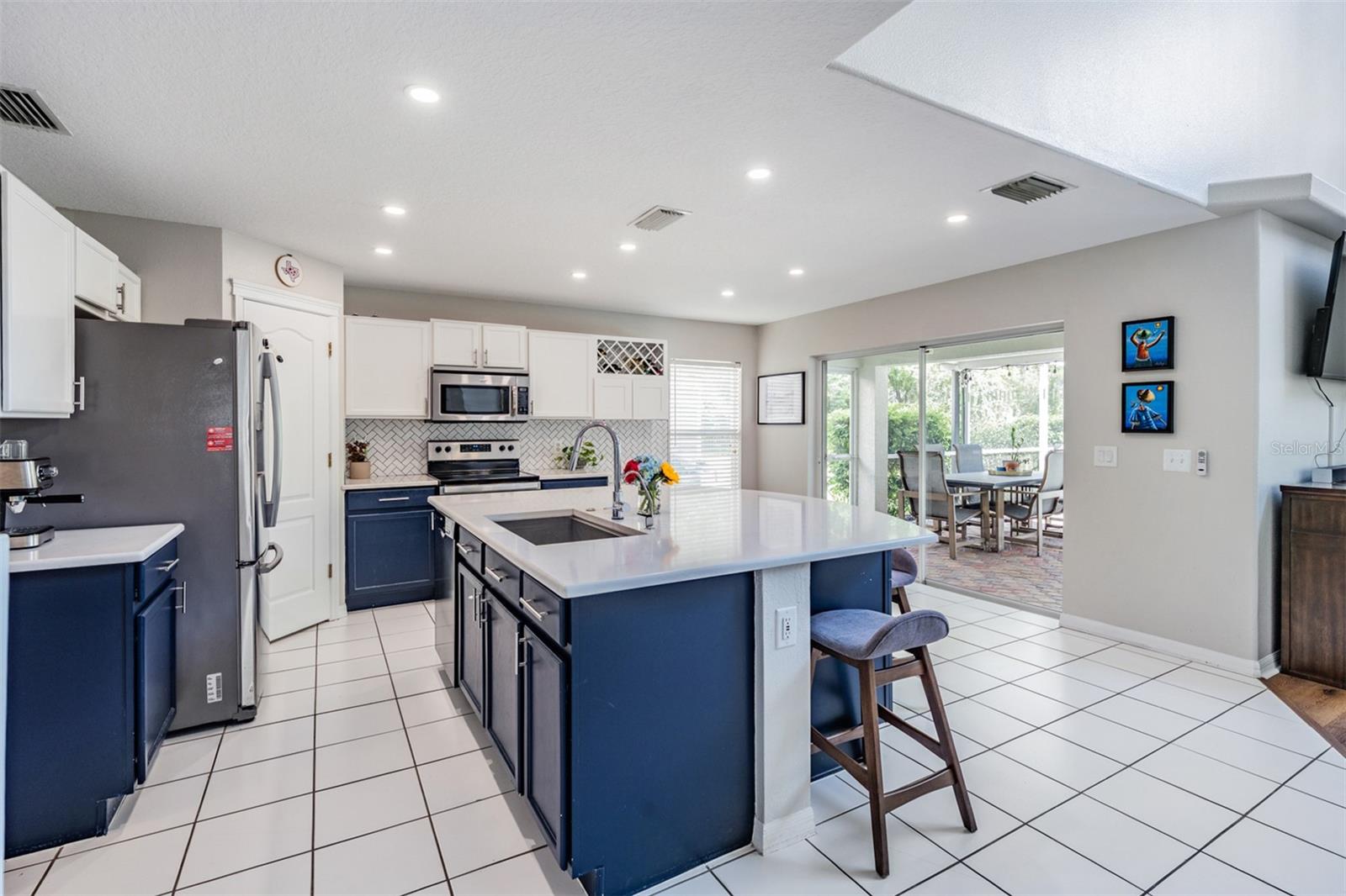 Image 4 of 35 For 6124 Skylarkcrest Drive