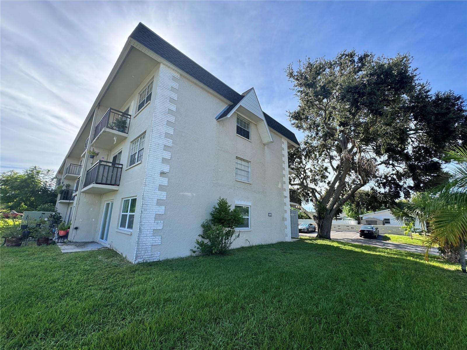 Image 43 of 44 For 1185 58th Street N