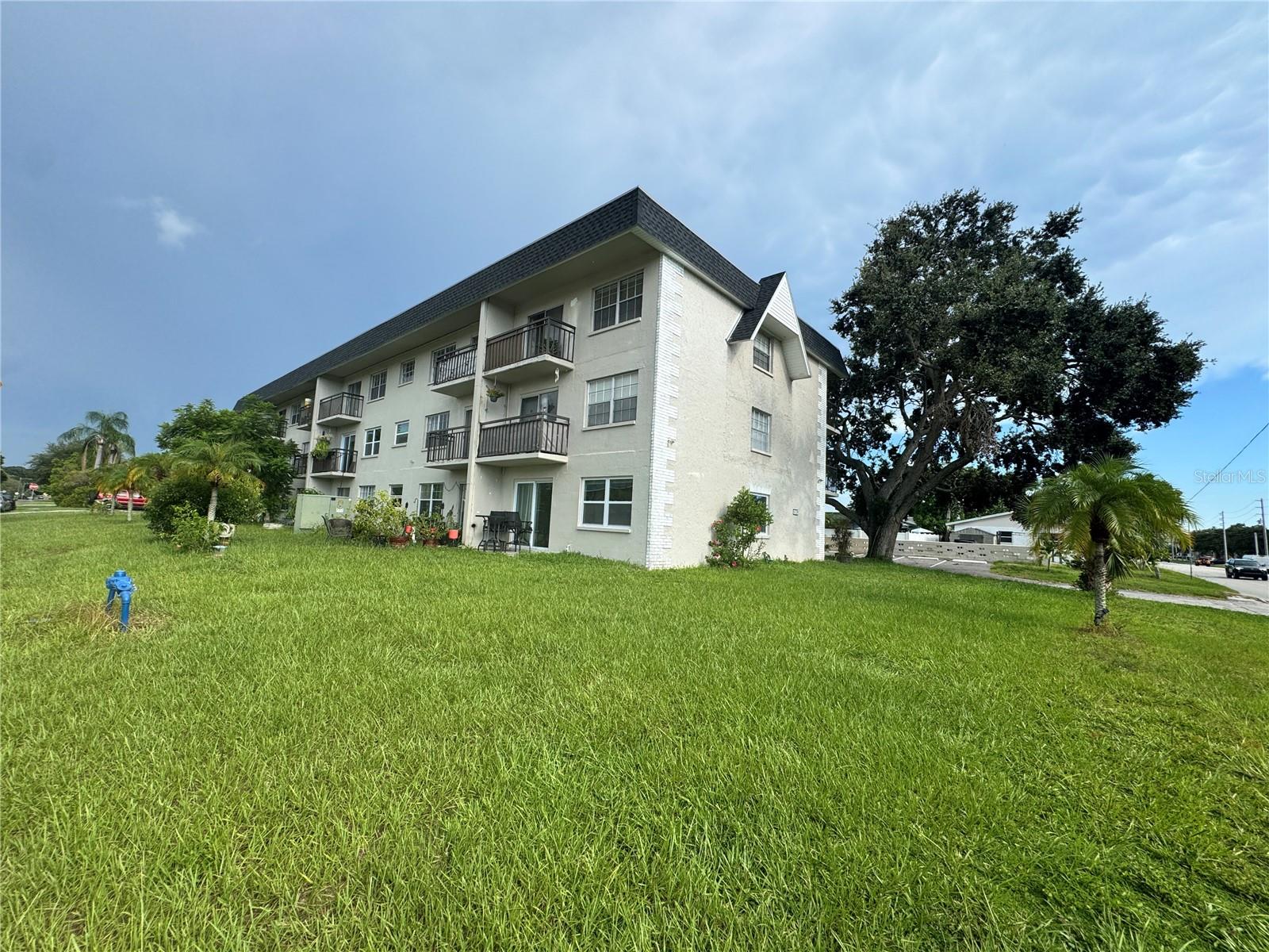Image 7 of 22 For 1185 58th Street N