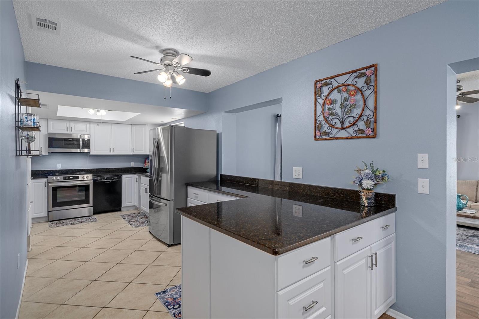 Image 6 of 41 For 6195 Ocean Pines Lane