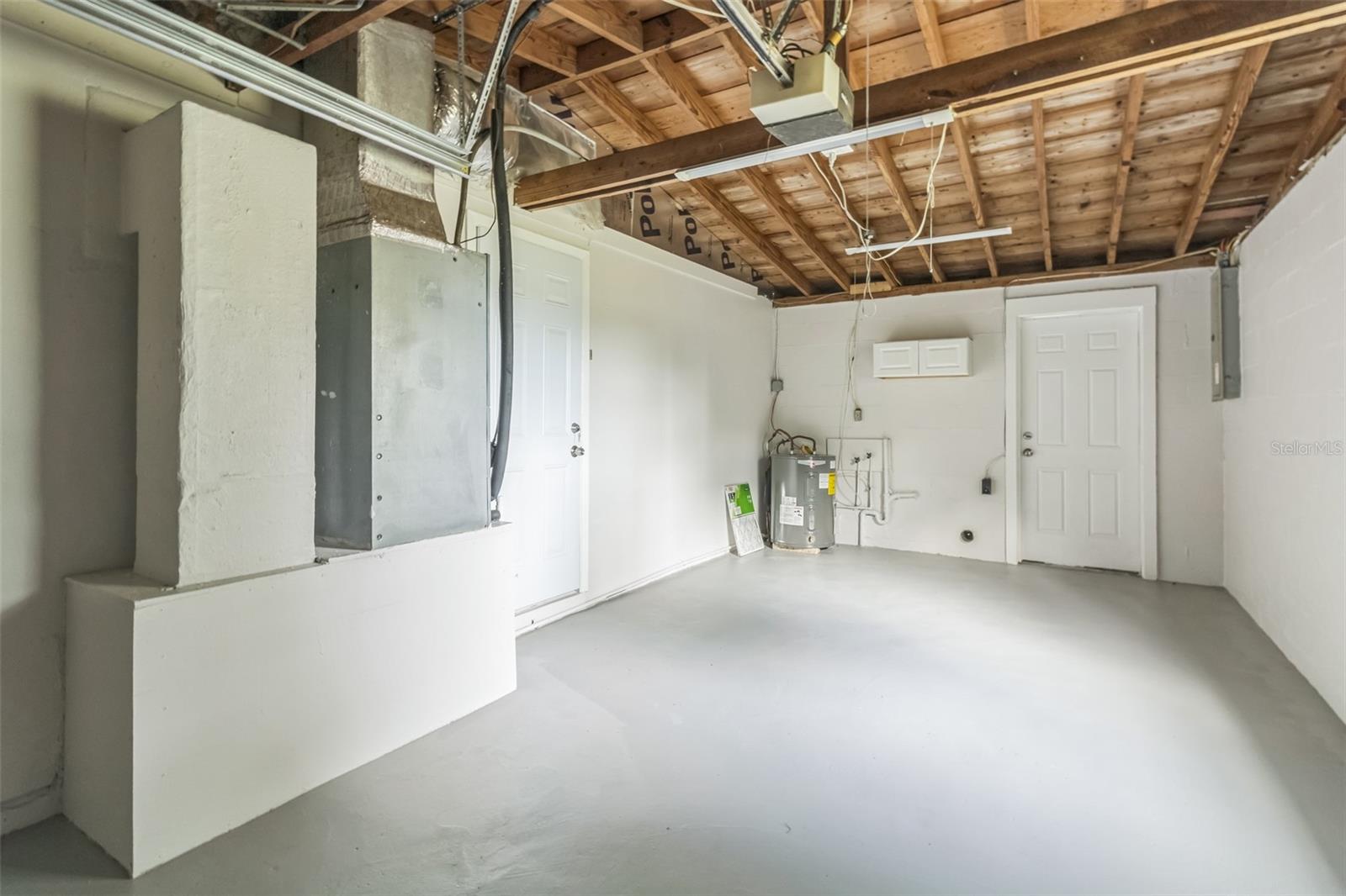 Listing photo id 19 for 5390 Manatee Terrace