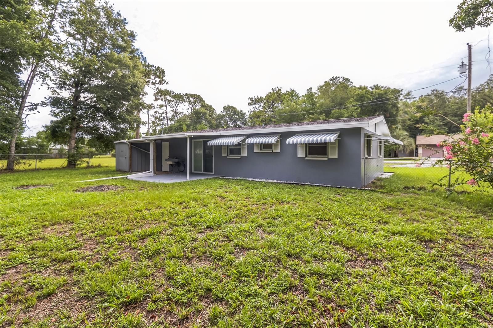 Listing photo id 21 for 5390 Manatee Terrace