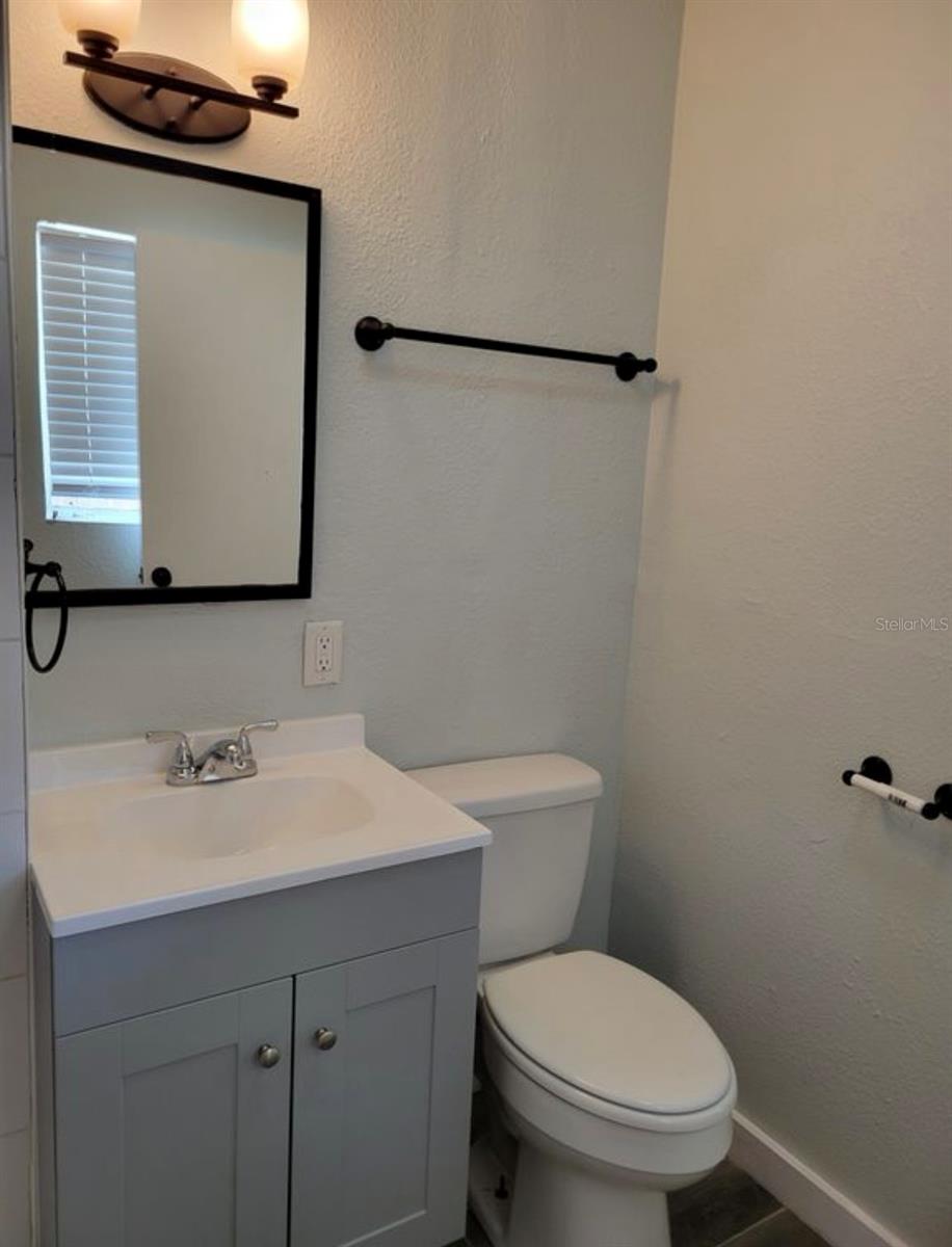 Listing photo id 6 for 330 20th Avenue S