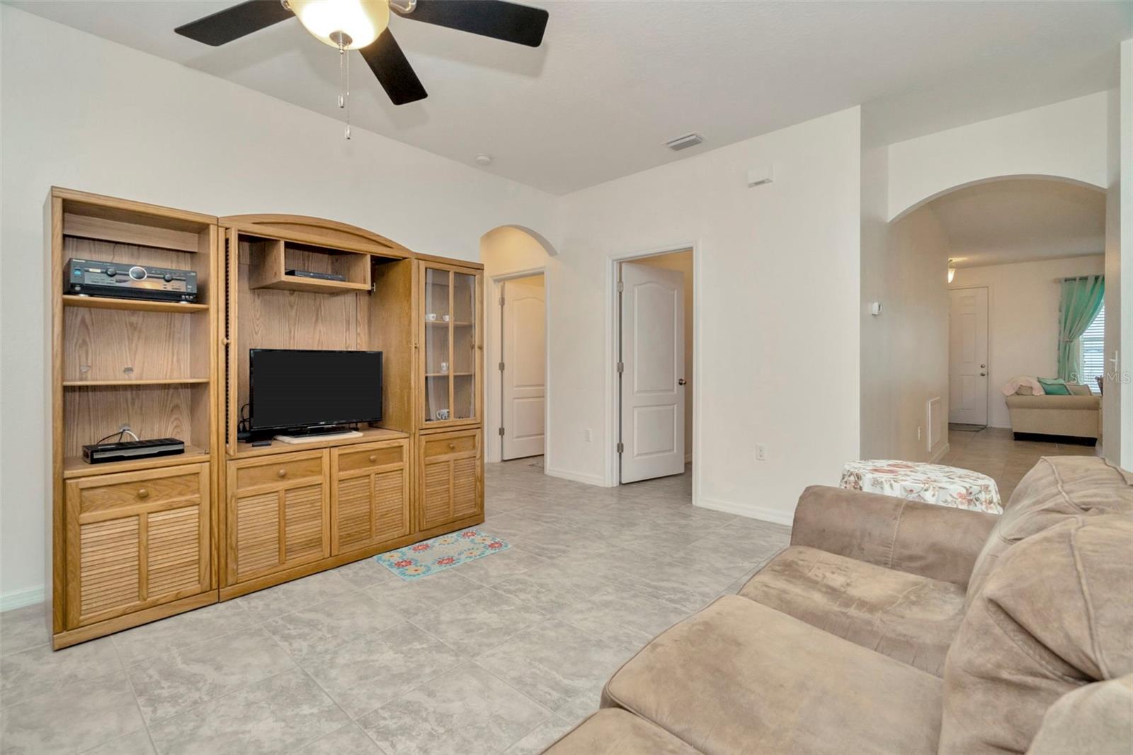 Image 15 of 41 For 11240 Merganser Way