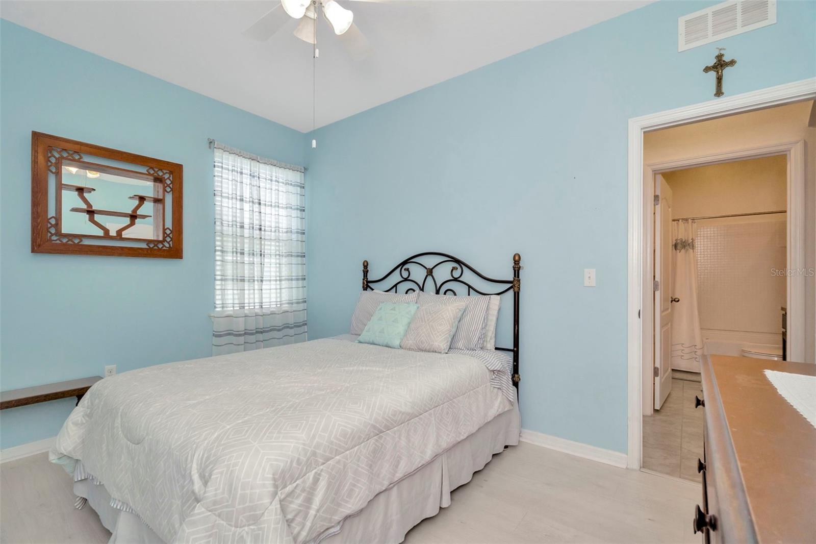 Image 27 of 41 For 11240 Merganser Way