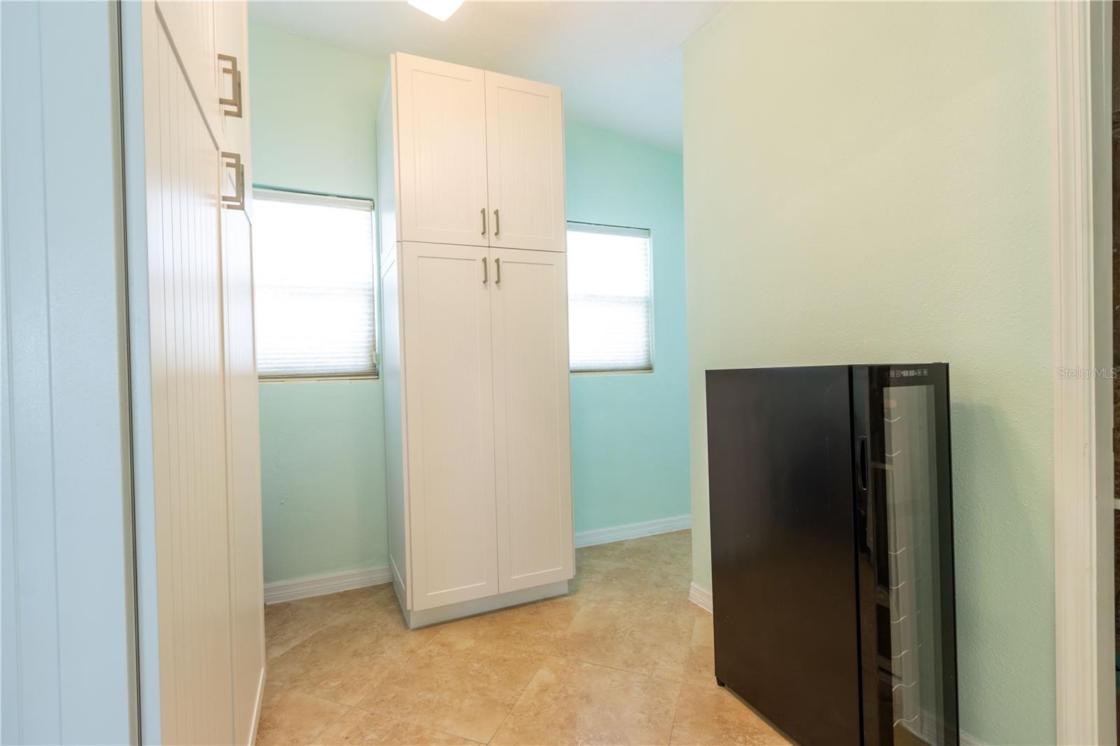 Image 22 of 65 For 112 7th Street