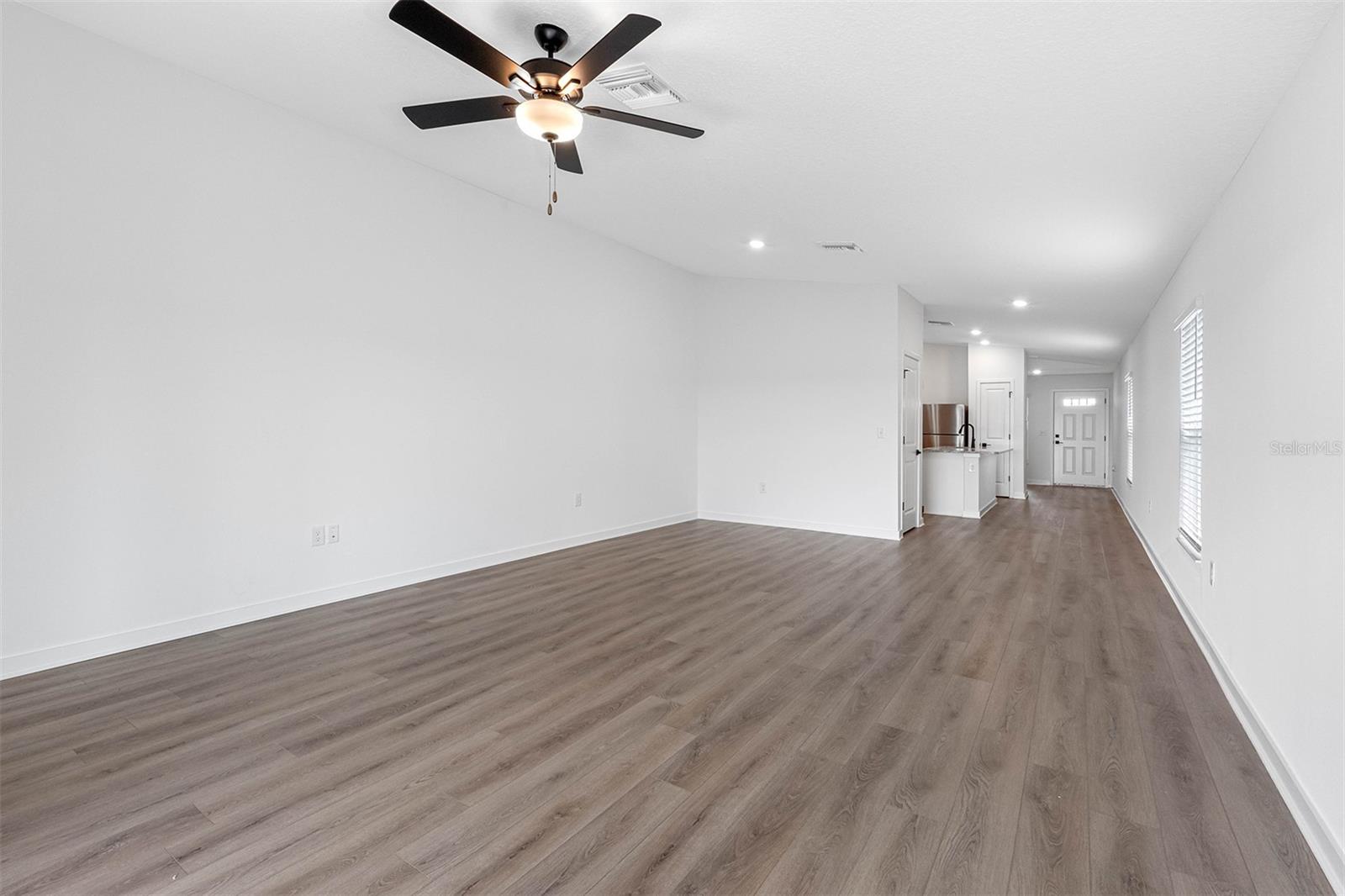 Listing photo id 2 for 10405 Timbercrest Road