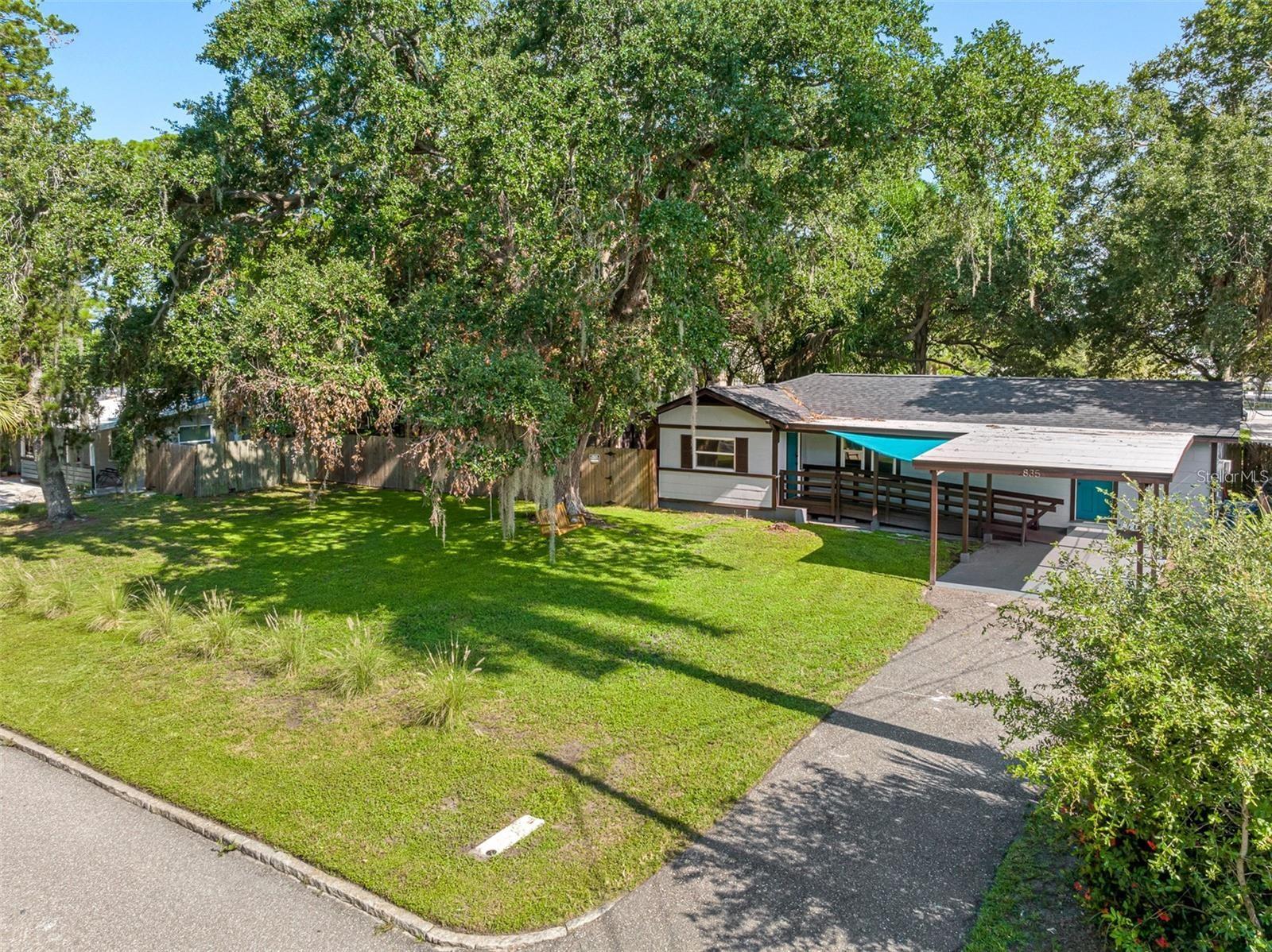 Image 2 of 11 For 835 35th Avenue S