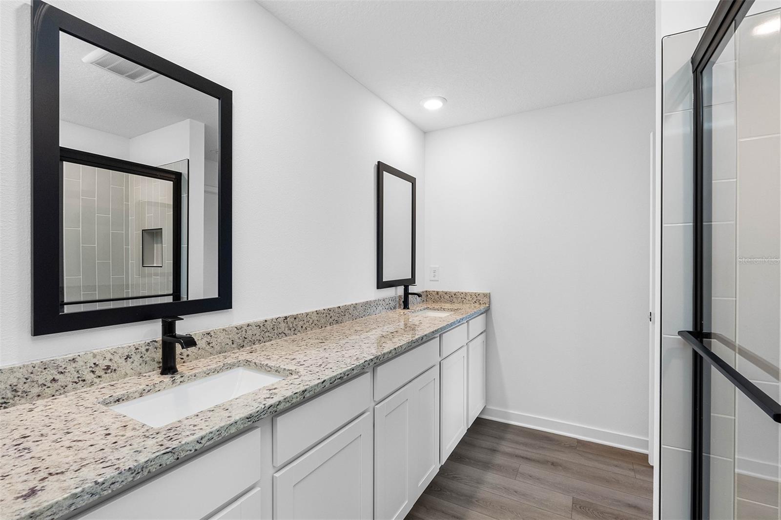 Listing photo id 4 for 12027 Norvell Road