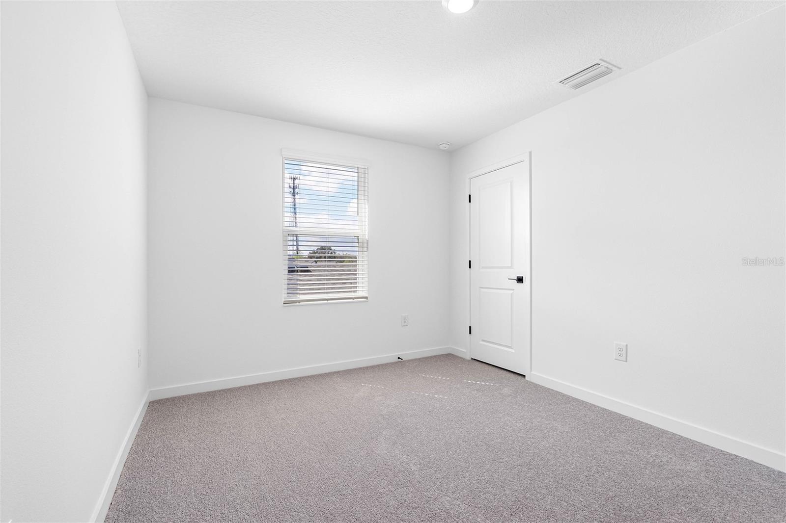 Listing photo id 6 for 12027 Norvell Road