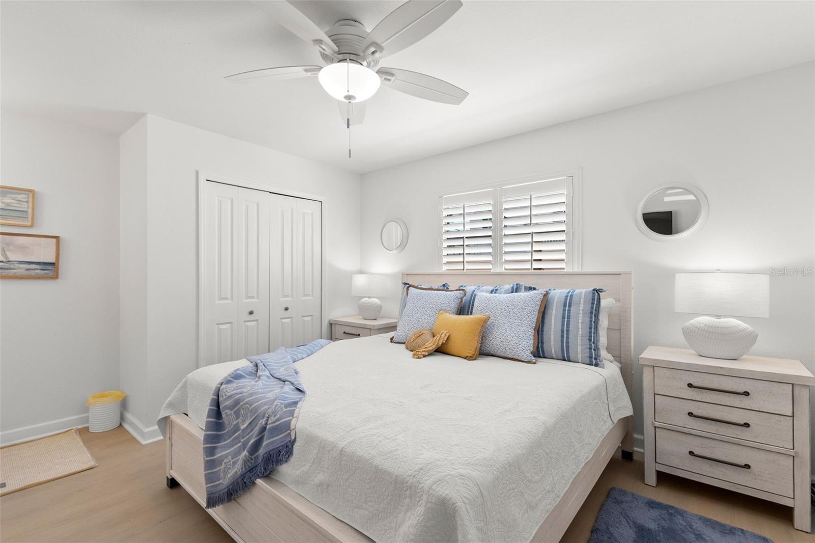 Image 16 of 35 For 10280 Gulf Boulevard 12