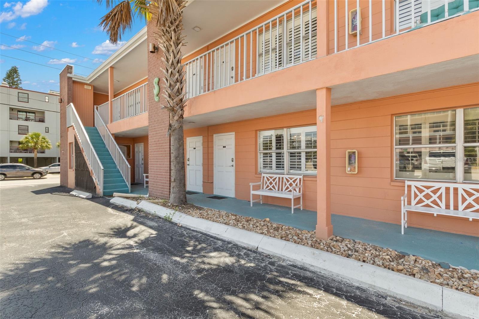 Image 2 of 35 For 10280 Gulf Boulevard 12