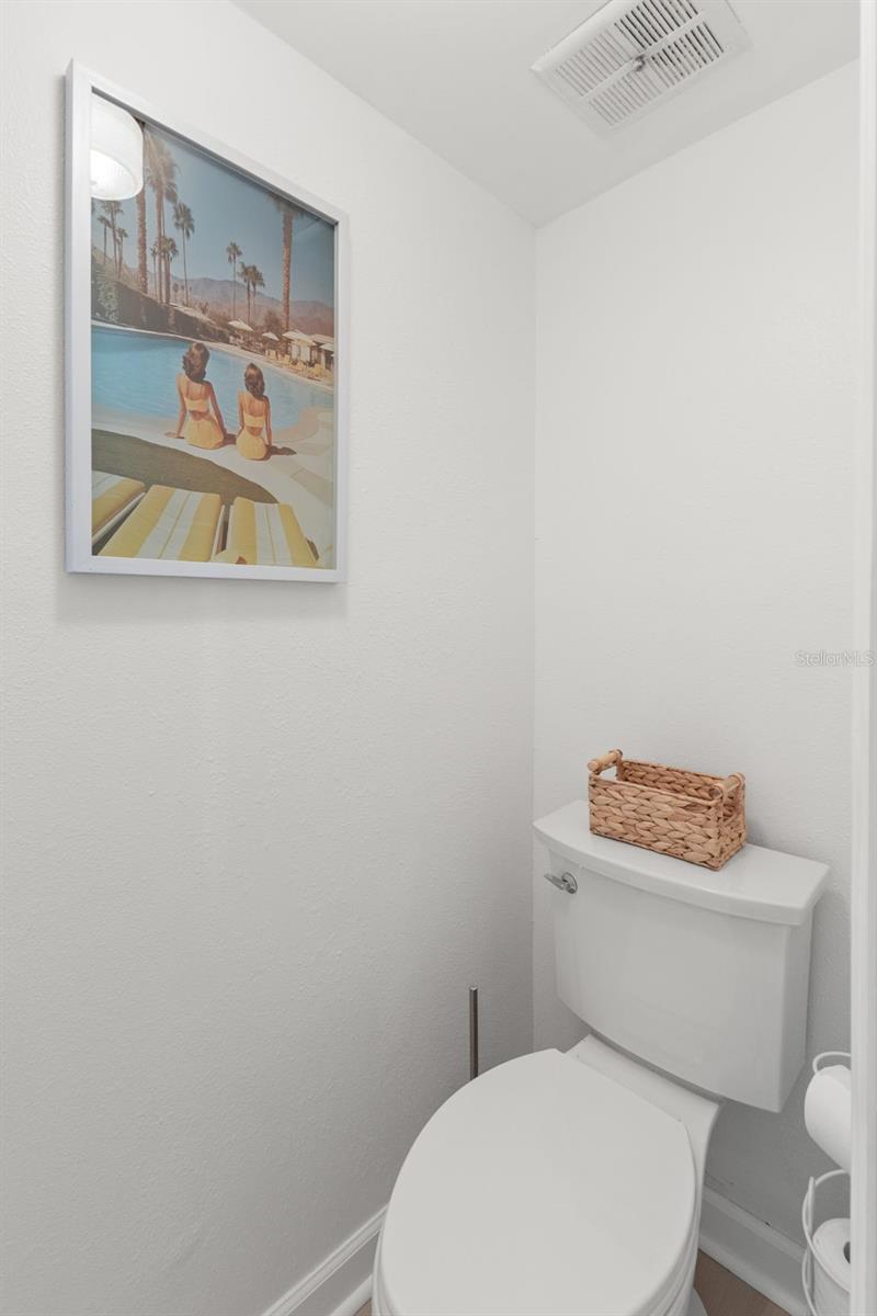 Image 20 of 35 For 10280 Gulf Boulevard 12
