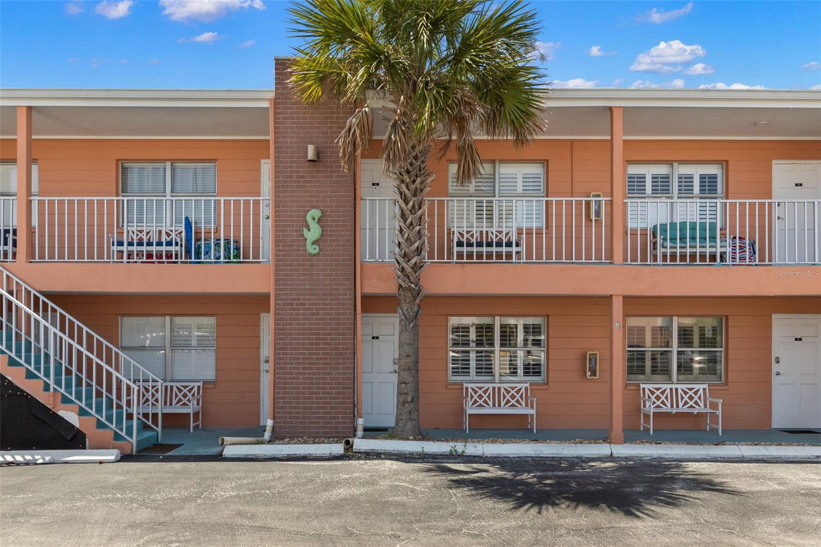 Image 3 of 35 For 10280 Gulf Boulevard 12