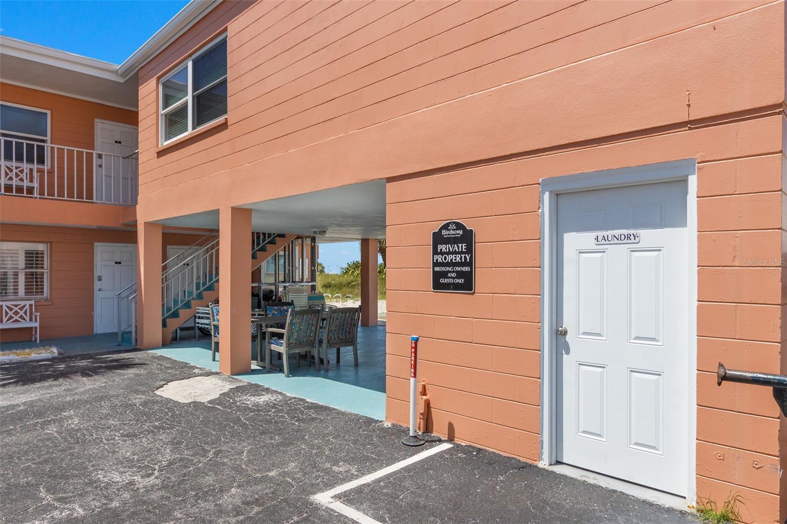 Image 31 of 35 For 10280 Gulf Boulevard 12